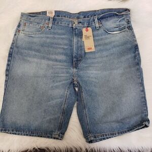 Levi's NWT medium wash Athletic taper jean shorts men's size 42